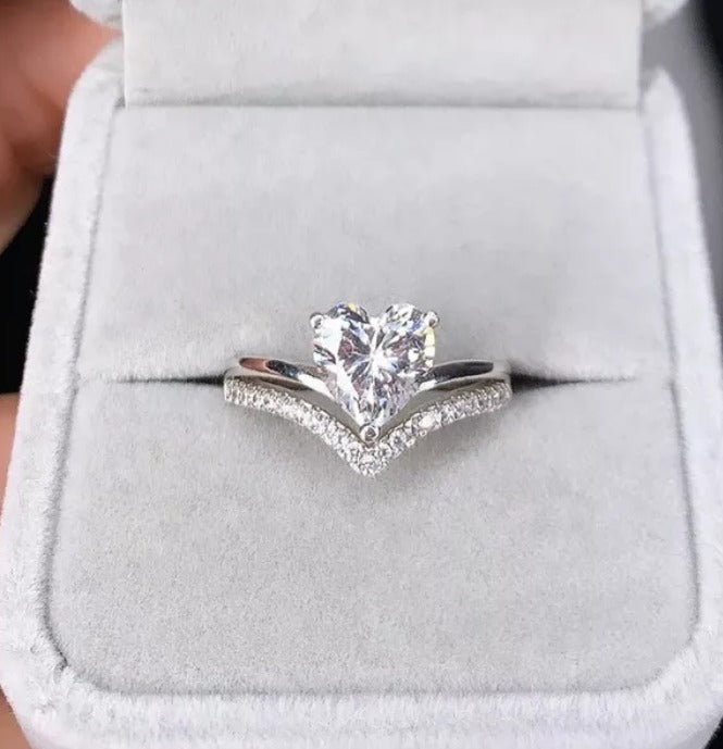 Anillo De Corazón Cristal Estilo Diamante Bañado En Plata