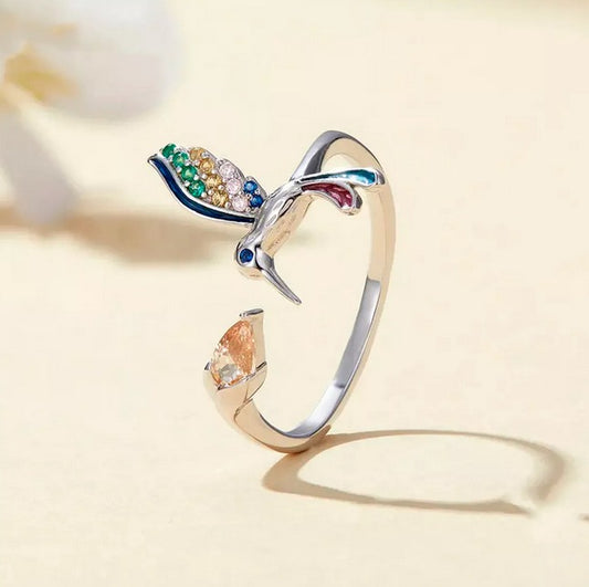 Anillo de colibrí en Plata con Circones